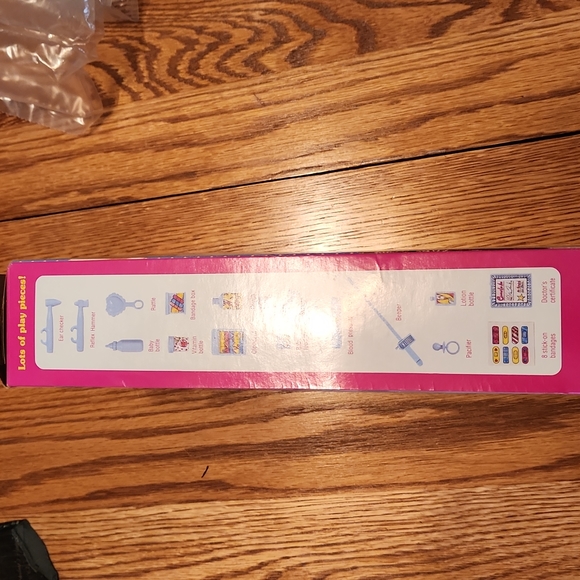Mattel Dr. Barbie, in box, never taken out. Lid to box is open. - Picture 5 of 5